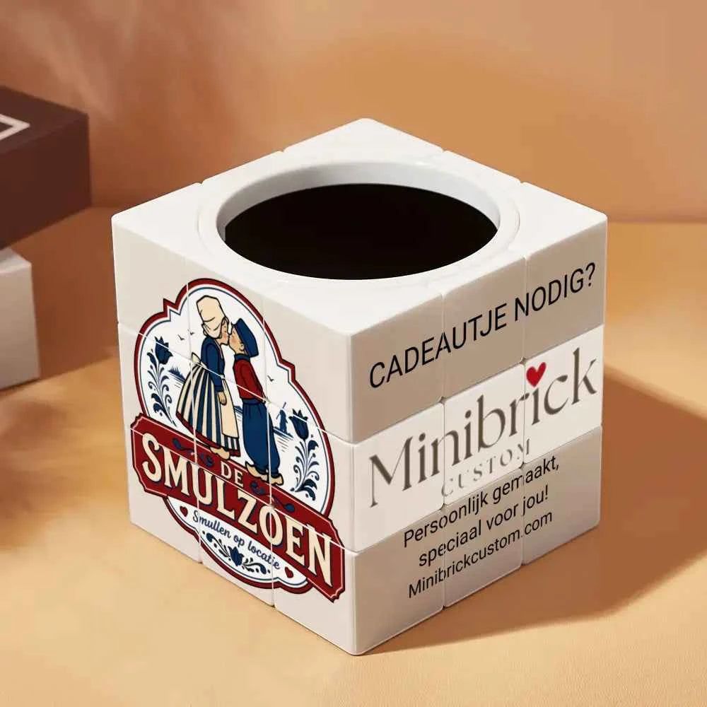 MadeMine Magic Cube Pen Holder by Smulzoen featuring a colorful, cube-shaped desk accessory for organizing pens and stationery.