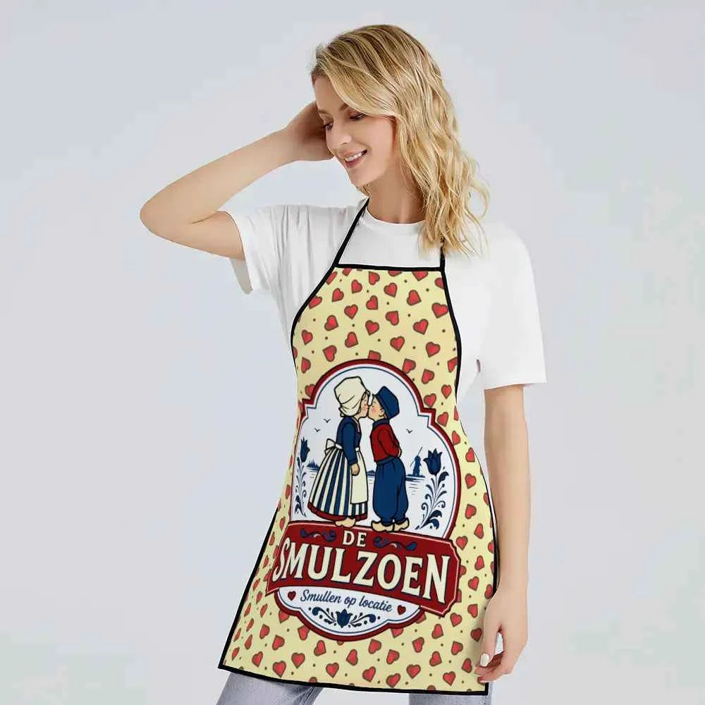 MadeMine Square Edge Kitchen Apron from Smulzoen, durable fabric with a modern square edge design, perfect for cooking and baking.
