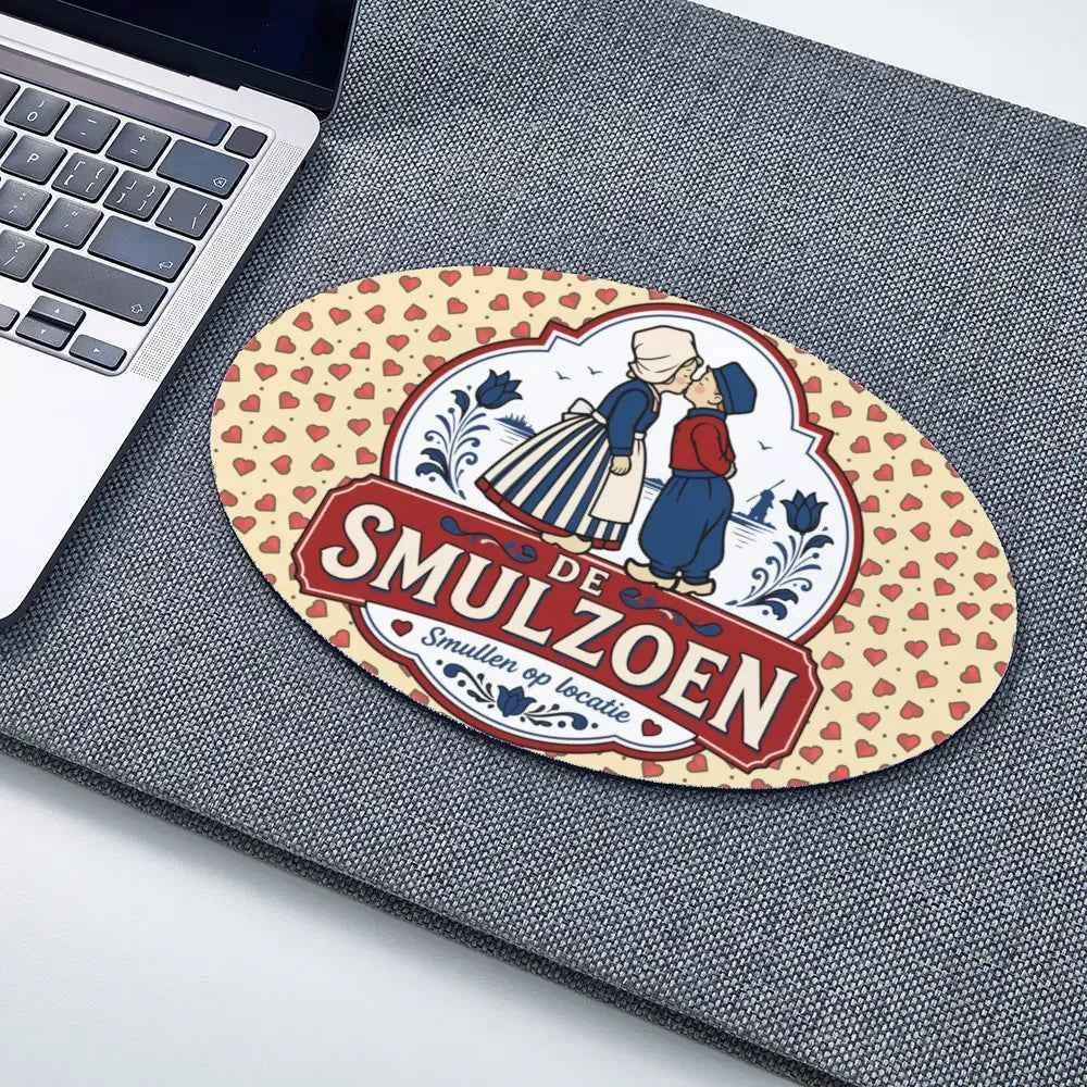 Oval Smulzoen mouse pad by MadeMine featuring a smooth surface and ergonomic design for comfortable use.