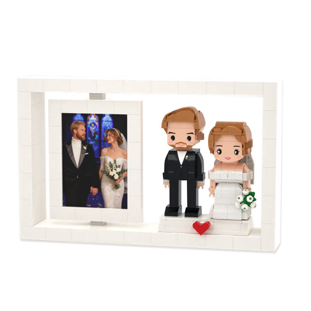 MadeMine Cute Face full body brick figures of two people with a photo frame, wedding edition, displayed on a white background.