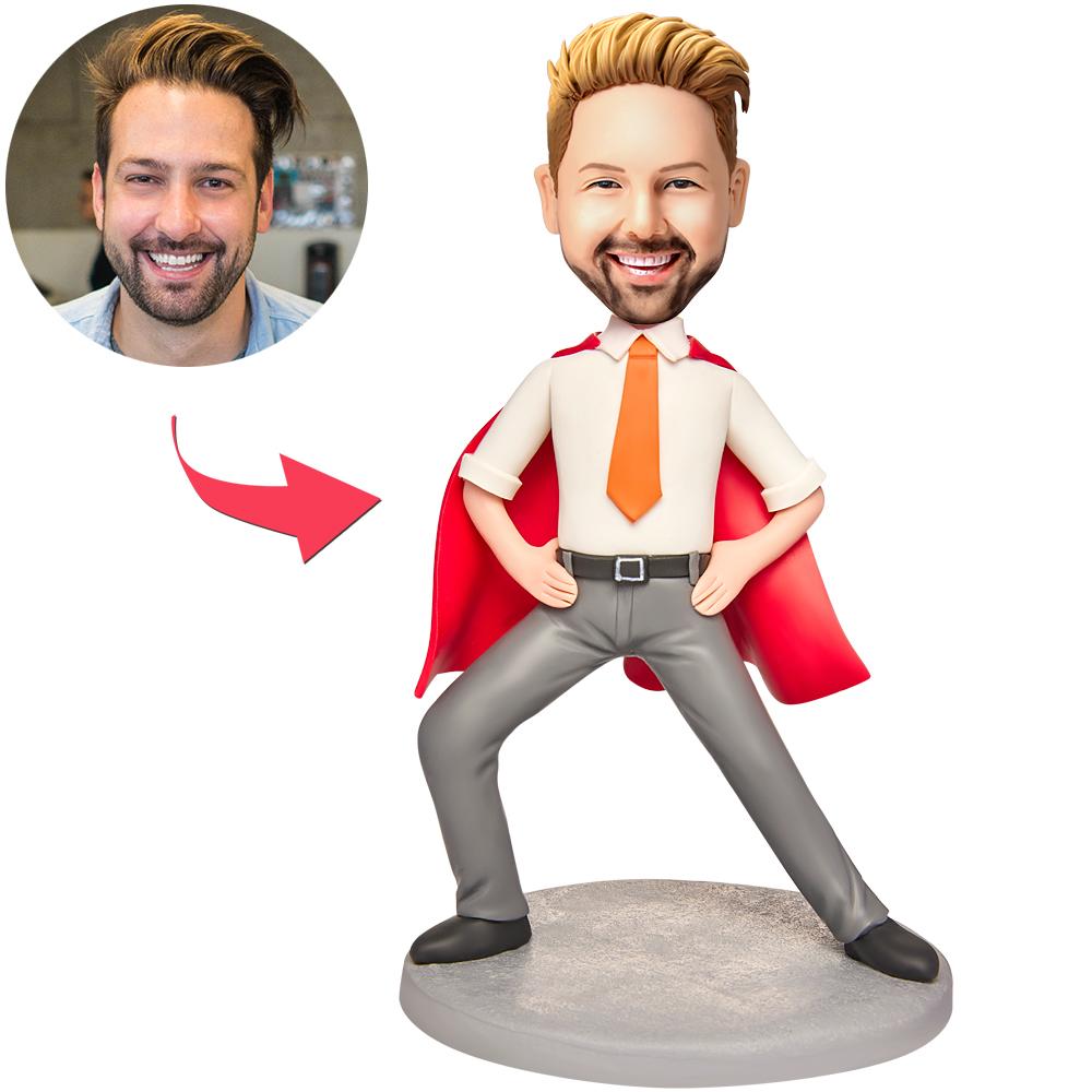 Geleende business man bobblehead met rode cape, gepersonaliseerd met gegraveerde tekst, MadeMine BH1280