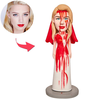 Figura personalizada de Halloween de una novia con un vestido manchado de sangre, con cabeza que se mueve y texto grabado.
