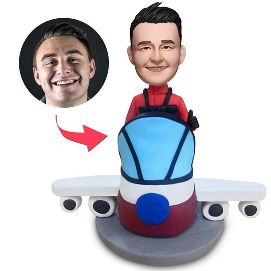 Persoonlijke MadeMine pilotenbobbeltje met vliegtuigontwerp en gegraveerde tekst, uniek geschenk voor speciale gelegenheden