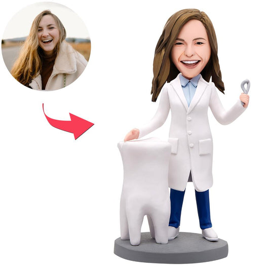 Persoonlijke vrouwelijke tandarts bobblehead met gegraveerde tekst, uniek geschenk, gemaakt door MadeMine, detailrijke afbeelding