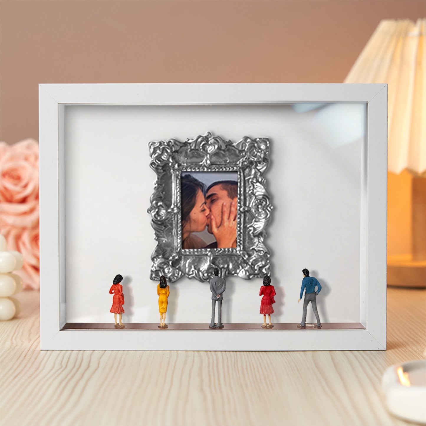 Personalized couple's gift by MadeMine featuring a miniature museum with spotlights and a white frame, perfect for her.
