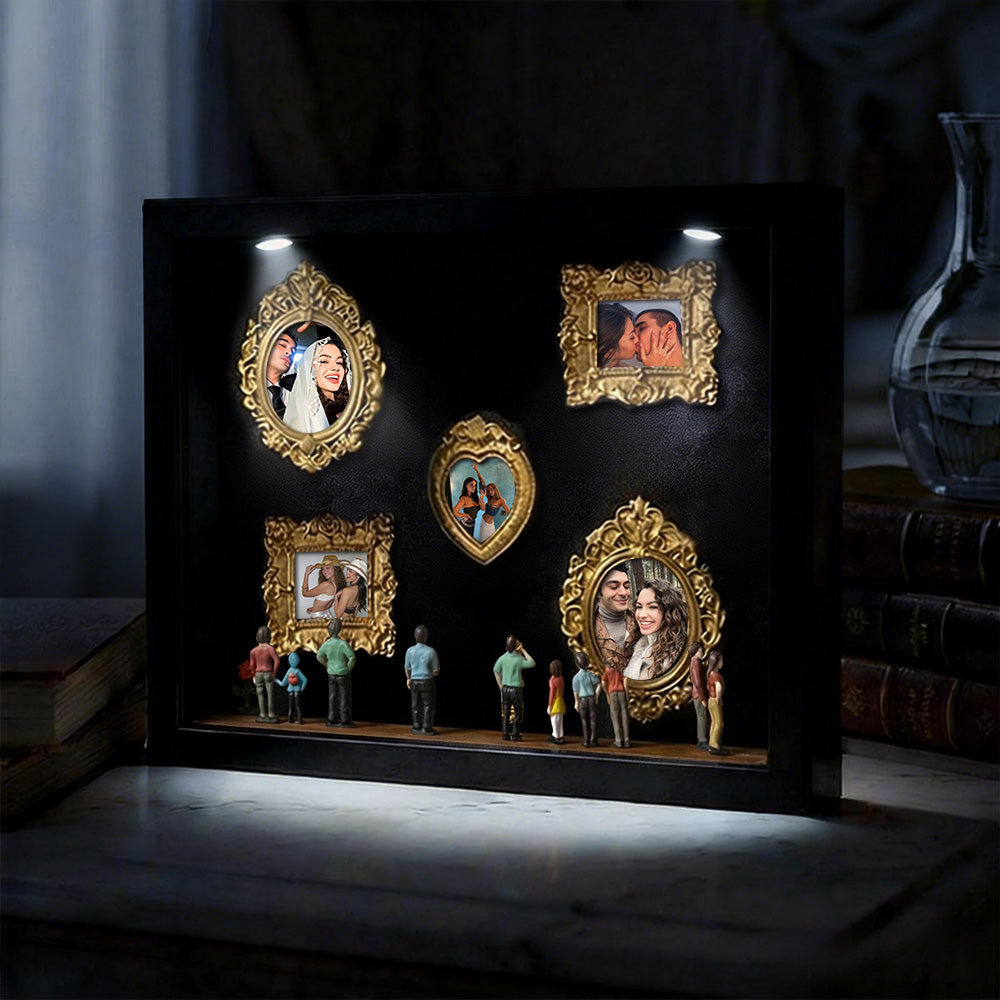 Miniature personalized couple's gift with black frame and spotlights from MadeMine, featuring a cute museum-themed design.
