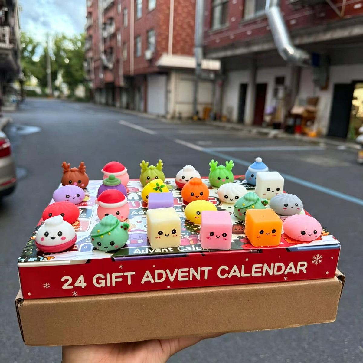 MadeMine 2026 Christmas Squishy Advent Calendar with 24 dumpling fidget toys, featuring colorful, soft squishy toys for kids.
