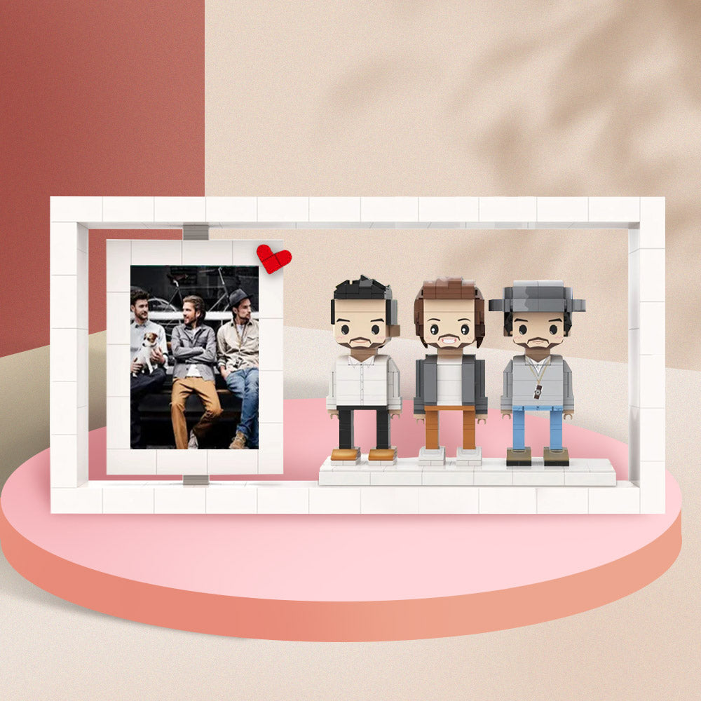 Custom LEGO-style family figures – from real pictures- 3 
people