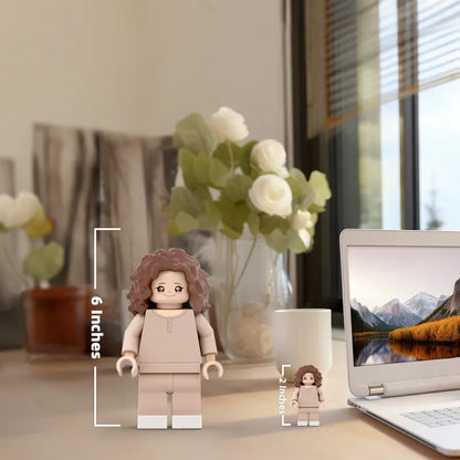 Custom 3D printed giant Minifigs by MadeMine, personalized with a photo, perfect gift for daughter, detailed Minifigures shown.