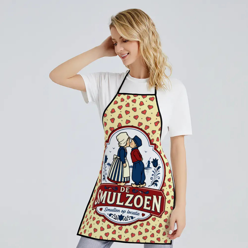 MadeMine Square Edge Kitchen Apron by Smulzoen, durable cotton apron with a modern square edge design, ideal for cooking and baking.