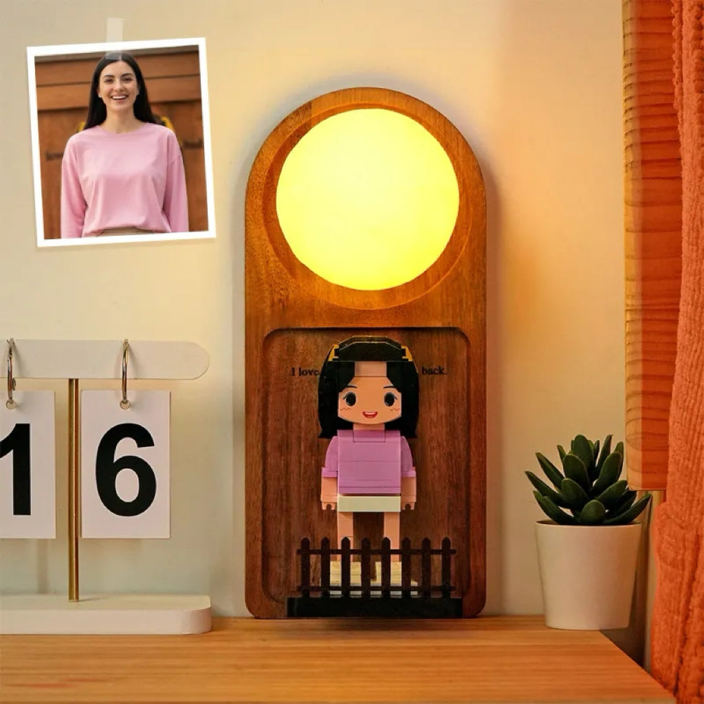 Brick Figure Night Light – 1 Person – Name & Photo