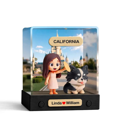 MadeMine 3D mini figure in acrylic display box, personalized gift featuring a small, detailed figurine of a person.
