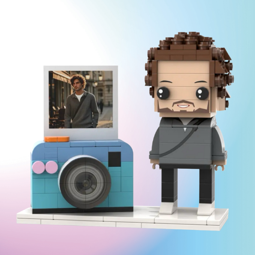 Custom Full-Body Brick Figures – 1 Person with Photo & Camera