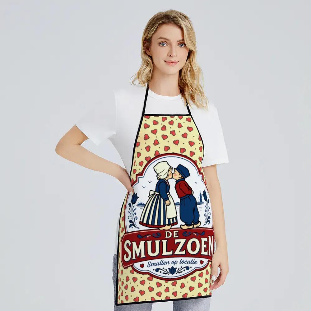 MadeMine Square Edge Kitchen Apron by Smulzoen, durable cotton apron with a modern square edge design, ideal for cooking and baking.